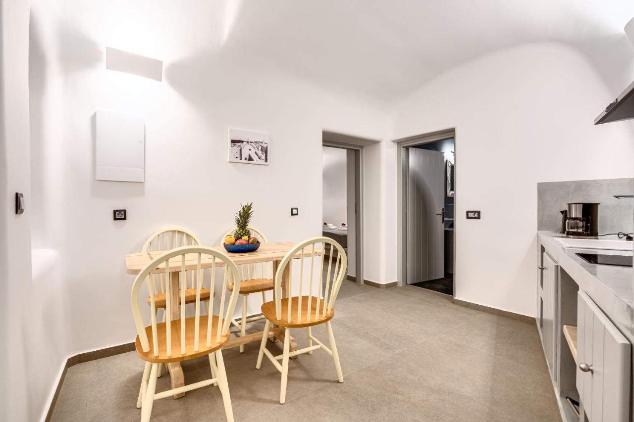 Tiara Suites Santorini サントリーニ エクステリア 写真