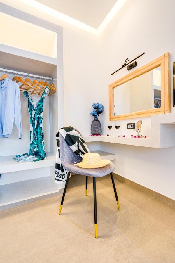 Tiara Suites Santorini サントリーニ エクステリア 写真