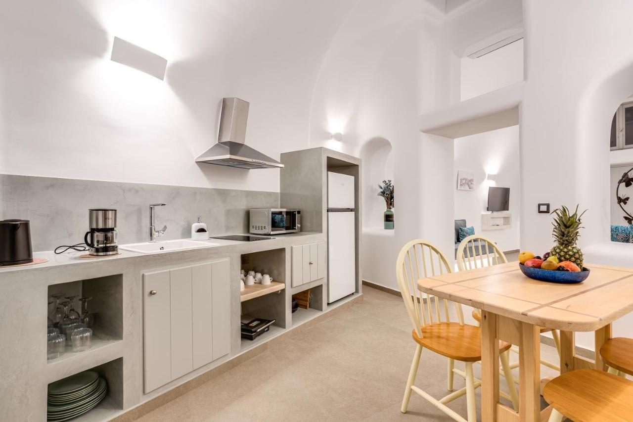 Tiara Suites Santorini サントリーニ エクステリア 写真