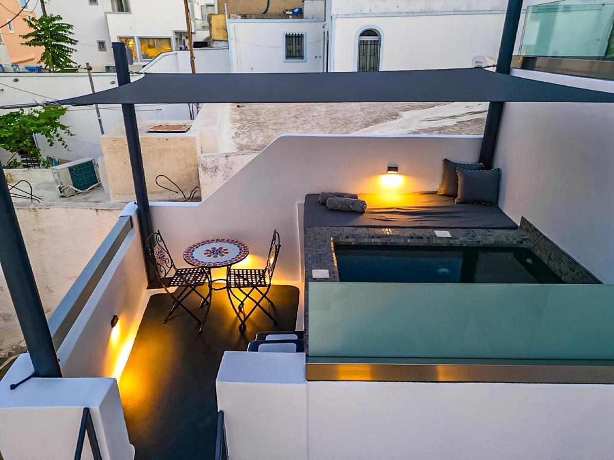 Tiara Suites Santorini サントリーニ エクステリア 写真