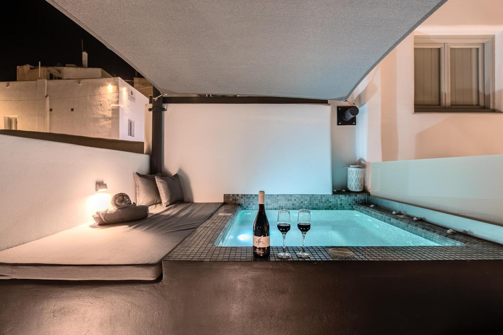 Tiara Suites Santorini サントリーニ エクステリア 写真