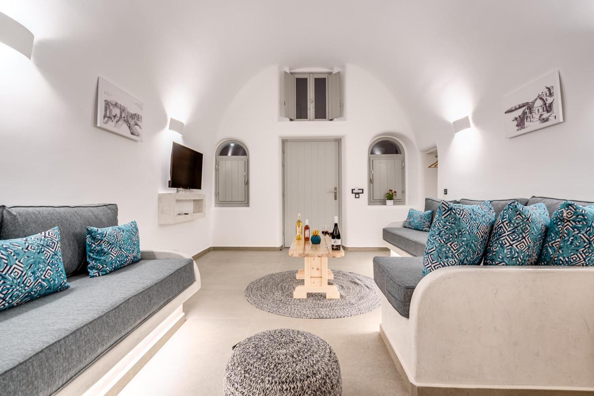 Tiara Suites Santorini サントリーニ エクステリア 写真